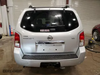 2011 Nissan Pathfinder LE with VIN 5N1AR1NB1BC625269, listed as a Copart auction lot 86658094 with 154,204 mi miles and Clean Title. Bid and sale history available at carsss.com. Image 6.