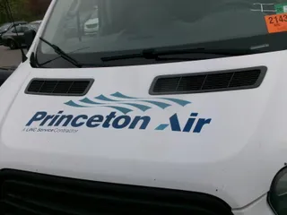 2016 Ford Transit Cargo with VIN 1FTYR1ZM4GKA09500, listed as a IAAI auction lot 42304806 with 186,333 mi miles and . Bid and sale history available at DreamBid. Image 4.