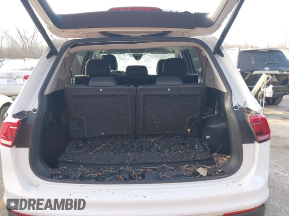2022 Volkswagen Tiguan SE with VIN 3VV3B7AX9NM076592, listed as a IAAI auction lot 41816250 with 52,688 mi miles and . Bid and sale history available at DreamBid. Image 12.