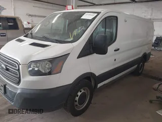 2015 Ford Transit Cargo z VIN 1FTNE1YG9FKB08497, wystawiony jako IAAI lot #42106682 z przebiegiem 158 992 mil mil oraz . Historia ofert i sprzedaży dostępna na DreamBid. Obrazek 17.