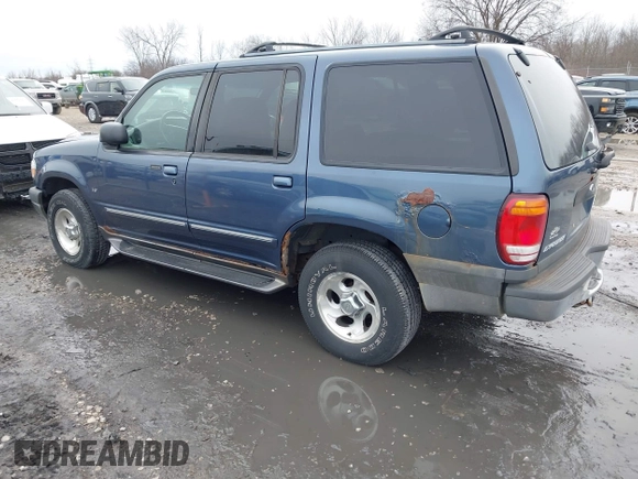 2000 Ford Explorer XLT с VIN 1FMZU83P2YZB75694, выставлен на аукционе IAAI как лот 41932899 с пробегом 245 229 миль миль и . История ставок и продаж доступна на DreamBid. Изображение 3.