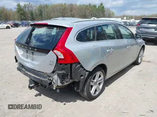 2015 Volvo V60 z VIN YV1612SB2F1188454, wystawiony jako IAAI lot #42176688 z przebiegiem 114 523 mil mil oraz . Historia ofert i sprzedaży dostępna na DreamBid. Obrazek 4.