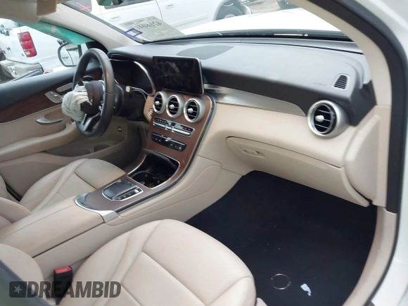 2022 Mercedes-Benz GLC 300 with VIN W1N0G8DB6NG056621, listed as a IAAI auction lot 42160415 with 68,854 mi miles and . Bid and sale history available at DreamBid. Image 5.