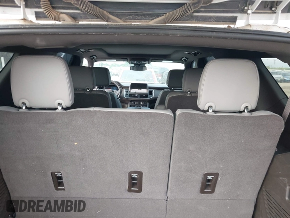 2024 Chevrolet Tahoe Z71 with VIN 1GNSKPKD5RR319258, listed as a IAAI auction lot 42044649 with 18,669 mi miles and . Bid and sale history available at DreamBid. Image 8.