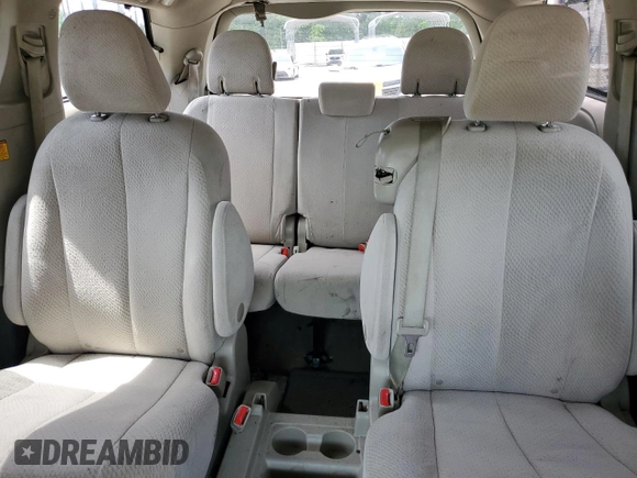 2012 Toyota Sienna LE AAS с VIN 5TDKK3DC4CS218114, выставлен на аукционе Copart как лот 56473025 с пробегом 214 865 миль миль и Списание • Salvage title. История ставок и продаж доступна на DreamBid. Изображение 10.