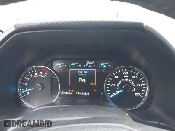 2015 Ford F-150 XLT with VIN 1FTEW1EF7FFA18623, listed as a IAAI auction lot 41629399 with 297,585 mi miles. Bid and sale history available at carsss.com. Image 7.