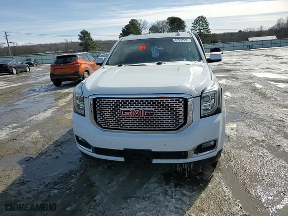2016 GMC Yukon Denali with VIN 1GKS1CKJXGR299875, listed as a Copart auction lot 45533545 with 132,271 mi miles and Salvage Title. Bid and sale history available at carsss.com. Image 11.