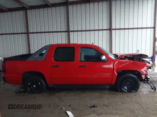 2010 Chevrolet Avalanche LS с VIN 3GNNCEE03AG105669, выставлен на аукционе IAAI как лот 42196345 с пробегом 135 364 миль миль и . История ставок и продаж доступна на DreamBid. Изображение 13.
