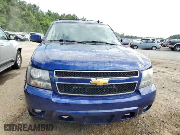 2013 Chevrolet Avalanche LT with VIN 3GNMCFE05DG160033, listed as a Copart auction lot 52668094 with 210,576 mi miles and Salvage Title. Bid and sale history available at DreamBid. Image 5.