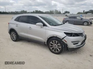 2015 Lincoln MKC z VIN 5LMCJ1A93FUJ15991, wystawiony jako Copart lot #52966915 z przebiegiem 119 140 mil mil oraz Szkoda całkowita • Salvage title. Historia ofert i sprzedaży dostępna na DreamBid. Obrazek 4.