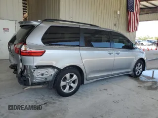 2018 Toyota Sienna LE Auto Access Seat with VIN 5TDKZ3DC5JS959834, listed as a Copart auction lot 51002875 with 113,144 mi miles and Salvage Title. Bid and sale history available at carsss.com. Image 3.
