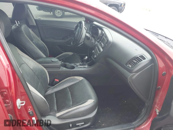 2012 Kia Optima SX z VIN 5XXGR4A61CG064923, wystawiony jako IAAI lot #42197209 z przebiegiem Nie podano mil oraz . Historia ofert i sprzedaży dostępna na DreamBid. Obrazek 5.