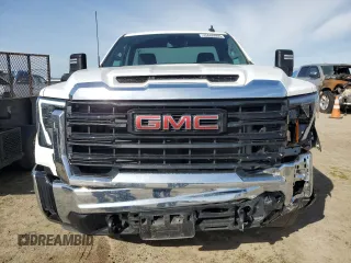 2024 GMC Sierra 1500 with VIN 1GT38LE74RF289925, listed as a Copart auction lot 45566965 with 17,614 mi miles and Salvage Title. Bid and sale history available at DreamBid. Image 5.