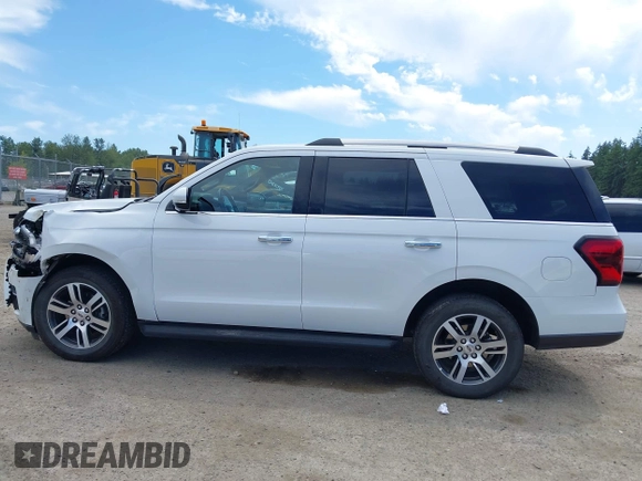 2024 Ford Expedition Limited с VIN 1FMJU2A88REA35566, выставлен на аукционе IAAI как лот 42478954 с пробегом 31 932 миль миль и . История ставок и продаж доступна на DreamBid. Изображение 14.