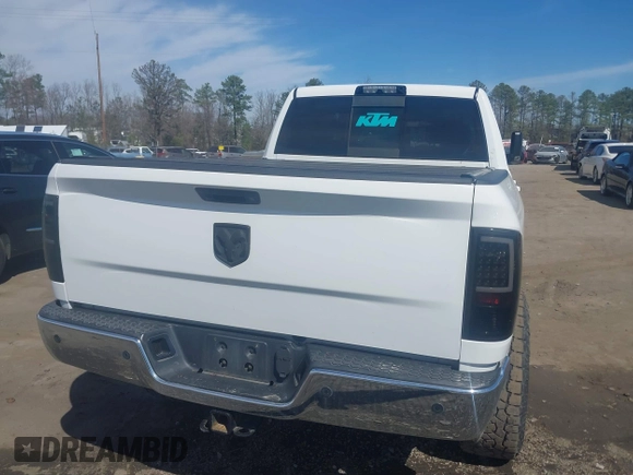 2017 Ram 2500 Big Horn with VIN 3C6UR5DL0HG671269, listed as a IAAI auction lot 41759138 with 178,767 mi miles. Bid and sale history available at carsss.com. Image 4.