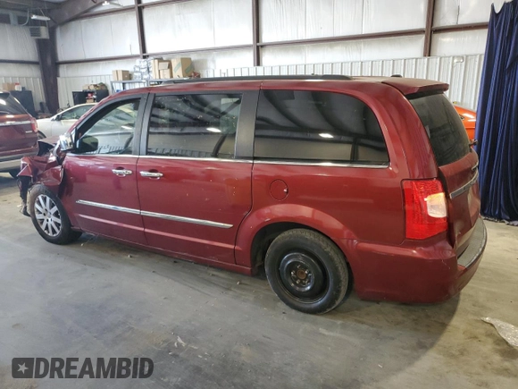 2011 Chrysler Town & Country Touring L z VIN 2A4RR8DG8BR679926, wystawiony jako Copart lot #50766645 z przebiegiem 234 764 mil mil oraz Szkoda całkowita • Salvage title. Historia ofert i sprzedaży dostępna na DreamBid. Obrazek 2.