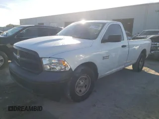 2017 Ram 1500 Tradesman z VIN 3C6JR6DG7HG648910, wystawiony jako Copart lot #87169654 z przebiegiem 69 034 mil mil oraz Szkoda całkowita • Salvage title. Historia ofert i sprzedaży dostępna na DreamBid. Obrazek 1.