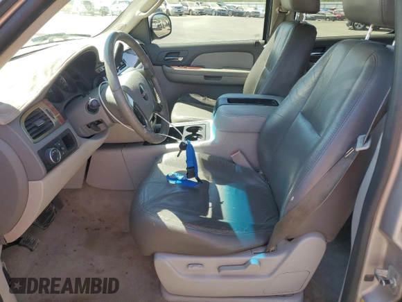 2007 GMC Yukon XL SLT with VIN 1GKFC16J47J244377, listed as a Copart auction lot 71274824 with 156,806 mi miles and Salvage Title. Bid and sale history available at carsss.com. Image 7.