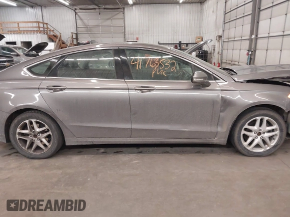 2014 Ford Fusion SE with VIN 3FA6P0HD9ER353329, listed as a IAAI auction lot 41763532 with 163,794 mi miles. Bid and sale history available at carsss.com. Image 14.