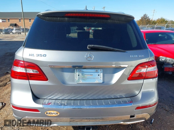 2013 Mercedes-Benz M 350 with VIN 4JGDA2EB7DA158724, listed as a IAAI auction lot 41576717 with 195,824 mi miles and . Bid and sale history available at DreamBid. Image 16.