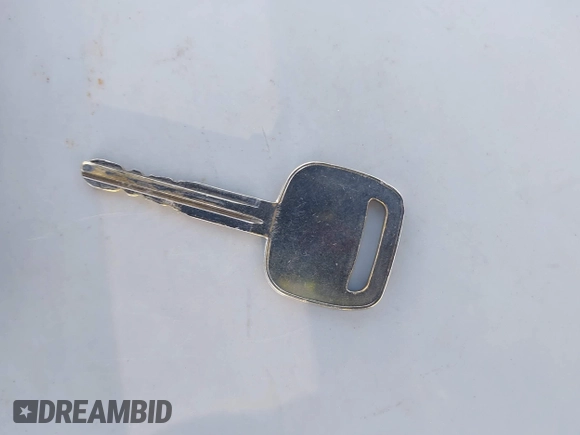 1995 Toyota Camry LE z VIN JT2SK12E5S0332027, wystawiony jako IAAI lot #42078977 z przebiegiem 128 929 mil mil oraz . Historia ofert i sprzedaży dostępna na DreamBid. Obrazek 11.