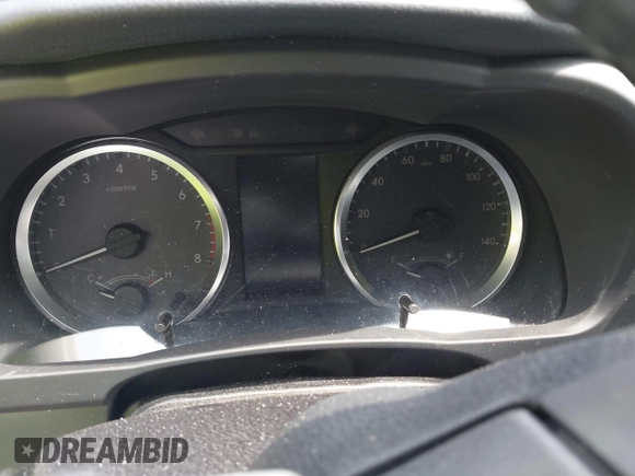 2019 Toyota Highlander LE with VIN 5TDBZRFH6KS718068, listed as a IAAI auction lot 42296326 with Not provided miles and . Bid and sale history available at DreamBid. Image 7.