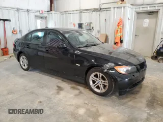 2008 BMW 3 Series 328xi z VIN WBAVC93578K037861, wystawiony jako Copart lot #58364495 z przebiegiem 147 497 mil mil oraz Nie do naprawy • Non repairable. Historia ofert i sprzedaży dostępna na DreamBid. Obrazek 4.