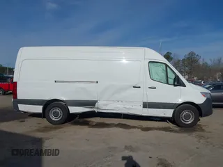 2022 Mercedes-Benz Sprinter Cargo with VIN W1Y40CHY7NT104466, listed as a IAAI auction lot 41716247 with 46,238 mi miles. Bid and sale history available at carsss.com. Image 13.