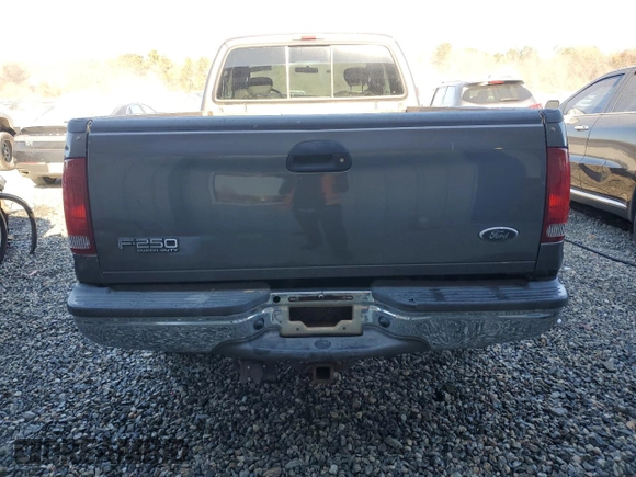 2003 Ford Super Duty F-250 XL with VIN 1FTNX21P03EC11327, listed as a Copart auction lot 86167644 with 191,817 mi miles and Salvage Title. Bid and sale history available at carsss.com. Image 6.
