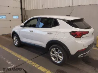 2021 Buick Encore GX Preferred with VIN KL4MMBS2XMB123227, listed as a IAAI auction lot 41162752 with 1 mi miles. Bid and sale history available at carsss.com. Image 3.
