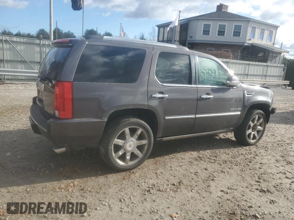 2011 Cadillac Escalade Premium z VIN 1GYS4CEF8BR300454, wystawiony jako Copart lot #79818904 z przebiegiem 160 032 mil mil oraz Tytuł czysty. Historia ofert i sprzedaży dostępna na DreamBid. Obrazek 3.