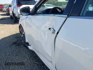 2022 Nissan Sentra SV z VIN 3N1AB8CV0NY244235, wystawiony jako IAAI lot #42453885 z przebiegiem 46 533 mil mil oraz . Historia ofert i sprzedaży dostępna na DreamBid. Obrazek 19.