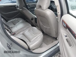 2005 Volvo XC70 with VIN YV1SZ592151195652, listed as a IAAI auction lot 42125275 with 183,928 mi miles and . Bid and sale history available at DreamBid. Image 8.