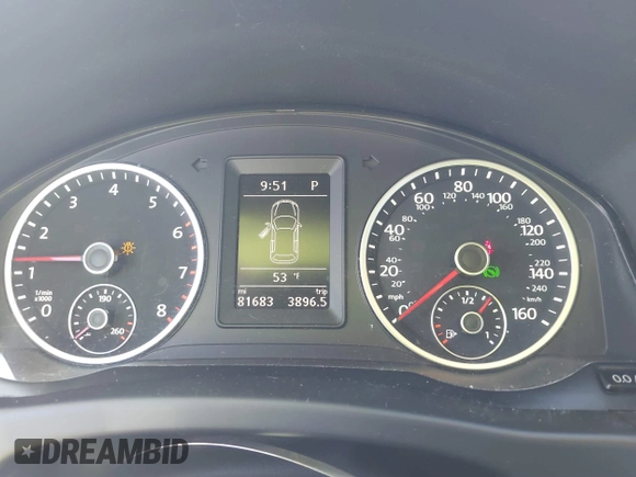 2015 Volkswagen Tiguan S z VIN WVGBV7AX5FW610055, wystawiony jako IAAI lot #41502961 z przebiegiem 81 683 mil mil oraz . Historia ofert i sprzedaży dostępna na DreamBid. Obrazek 16.