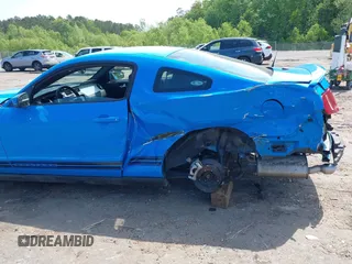 2011 Ford Mustang V6 with VIN 1ZVBP8AM3B5164284, listed as a IAAI auction lot 42013370 with 43,689 mi miles and . Bid and sale history available at DreamBid. Image 6.