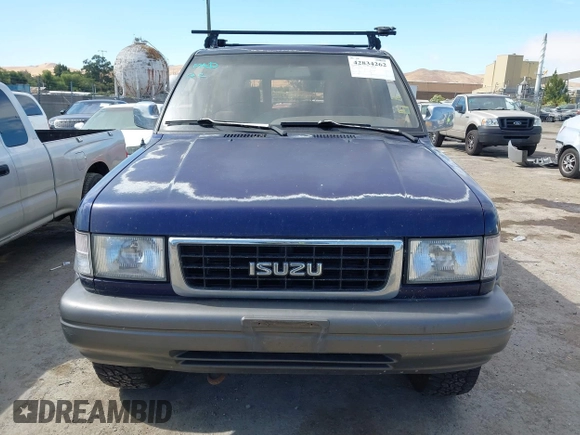 1996 Isuzu Trooper with VIN JACDJ58V9T7918352, listed as a IAAI auction lot 42834262 with 177,888 mi miles and . Bid and sale history available at DreamBid. Image 6.