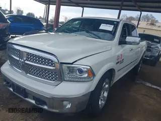 2016 Ram 1500 Laramie z VIN 1C6RR7VM4GS219910, wystawiony jako IAAI lot #41685905 z przebiegiem 213 908 mil mil oraz . Historia ofert i sprzedaży dostępna na DreamBid. Obrazek 2.