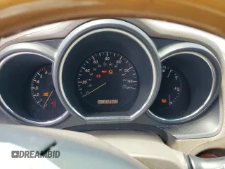 2005 Lexus RX 330 z VIN 2T2GA31UX5C031926, wystawiony jako Copart lot #57992015 z przebiegiem 216 623 mil mil oraz Szkoda całkowita • Salvage title. Historia ofert i sprzedaży dostępna na DreamBid. Obrazek 9.