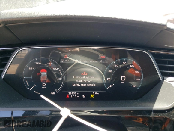 2019 Audi e-tron Prestige with VIN WA1VABGE0KB017804, listed as a Copart auction lot 57939033 with 28,153 mi miles. Bid and sale history available at carsss.com. Image 9.
