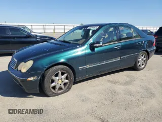 2004 Mercedes-Benz C 240 with VIN WDBRF61J94F448609, listed as a Copart auction lot 50394625 with 296,213 mi miles and Salvage title. Bid and sale history available at DreamBid. Image 1.