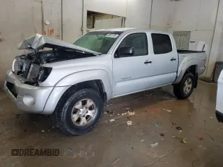 2007 Toyota Tacoma z VIN 3TMLU42N87M013538, wystawiony jako Copart lot #58901185 z przebiegiem 103 439 mil mil oraz Szkoda całkowita • Salvage title. Historia ofert i sprzedaży dostępna na DreamBid. Obrazek 1.