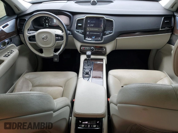 2016 Volvo XC90 T6 Momentum with VIN YV4A22PK3G1061684, listed as a Copart auction lot 56065185 with 186,471 mi miles and Salvage title. Bid and sale history available at DreamBid. Image 8.