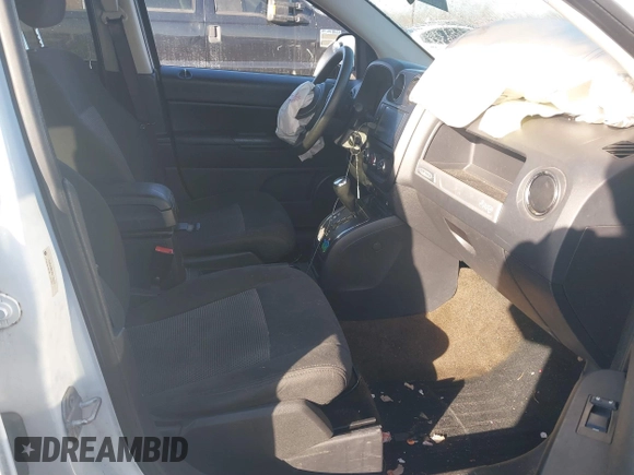 2014 Jeep Compass Altitude with VIN 1C4NJCBA4ED775315, listed as a IAAI auction lot 41429259 with 148,064 mi miles. Bid and sale history available at carsss.com. Image 5.