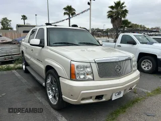 2005 Cadillac Escalade EXT z VIN 3GYEK62N75G264292, wystawiony jako Copart lot #55481905 z przebiegiem 178 920 mil mil oraz Tytuł czysty. Historia ofert i sprzedaży dostępna na DreamBid. Obrazek 1.