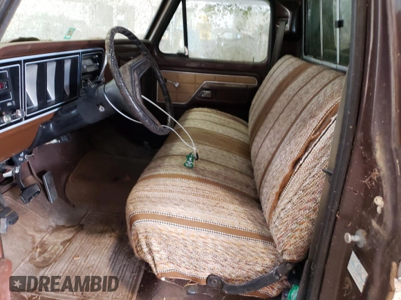 1978 Ford F-150 z VIN F15HNCG8502, wystawiony jako Copart lot #57248964 z przebiegiem 201 337 mil mil oraz Czysty tytuł • Clean title. Historia ofert i sprzedaży dostępna na DreamBid. Obrazek 7.