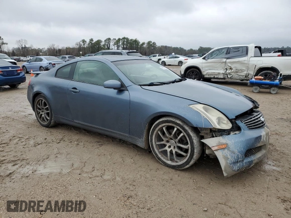 2005 Infiniti G35 Coupe with VIN JNKCV54E25M401064, listed as a Copart auction lot 42576515 with 217,108 mi miles and Salvage Title. Bid and sale history available at carsss.com. Image 4.