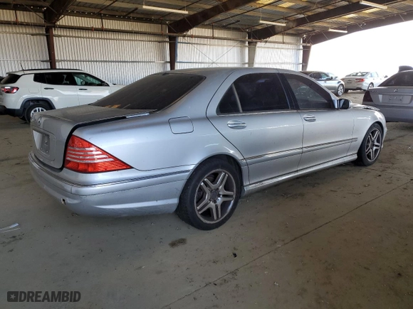 2006 Mercedes-Benz S-Class 5.0L with VIN WDBNG75J26A462945, listed as a Copart auction lot 84498704 with 0 mi miles and Clean Title. Bid and sale history available at carsss.com. Image 3.