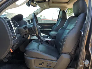 2016 Ram 1500 Laramie z VIN 1C6RR7NT7GS295449, wystawiony jako Copart lot #52045075 z przebiegiem 162 133 mil mil oraz Szkoda całkowita • Salvage title. Historia ofert i sprzedaży dostępna na DreamBid. Obrazek 7.