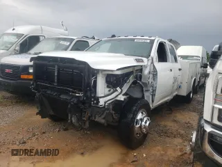 2022 Ram 3500 Tradesman z VIN 3C7WRTCL7NG200239, wystawiony jako Copart lot #55245305 z przebiegiem 43 174 mil mil oraz Szkody całkowita. Historia ofert i sprzedaży dostępna na DreamBid. Obrazek 1.