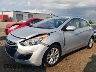 2014 Hyundai Elantra GT with VIN KMHD35LH1EU184769, listed as a Copart auction lot 61756033 with 71,615 mi miles and Salvage Title. Bid and sale history available at carsss.com. Image 1.